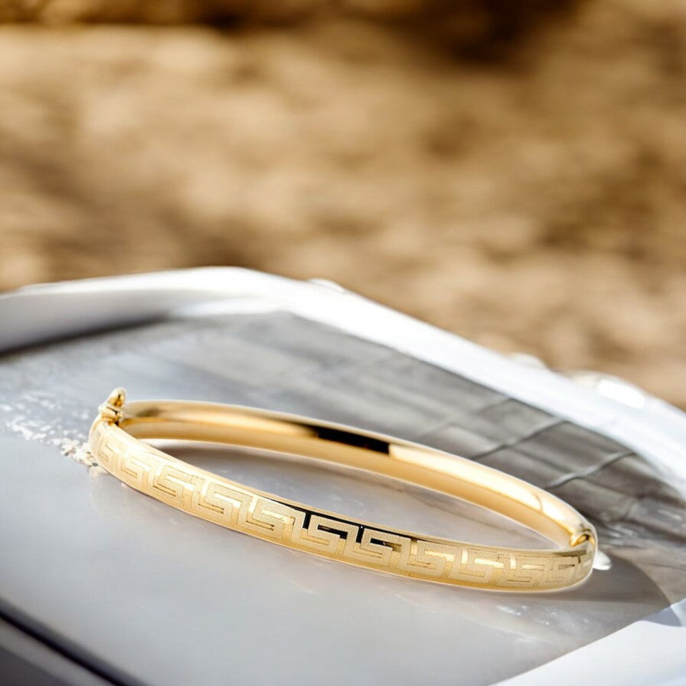 10K Yellow Gold Oval Bracelet 7'' x 1mm