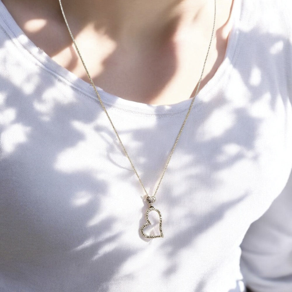 10K Yellow Gold 0.20Ct Diamond Heart Pendant Chain Necklace