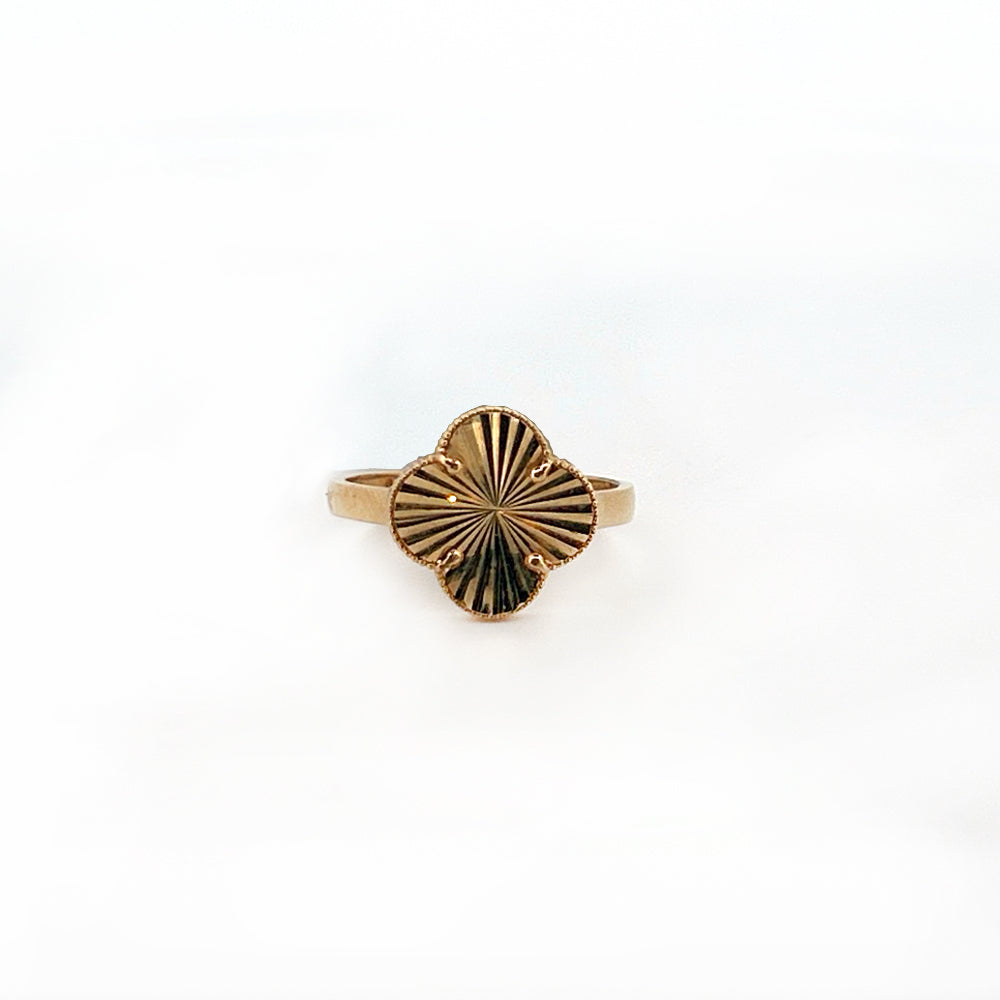 10K Yellow Gold Clover Ring Size 7.5