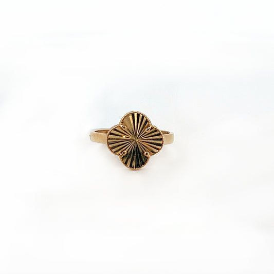 10K Yellow Gold Clover Ring Size 7.5