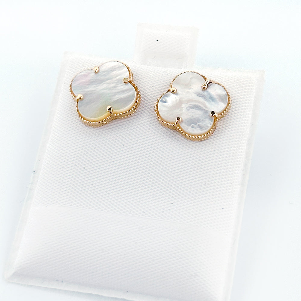 14K Yellow Gold Clover Stud White Earring