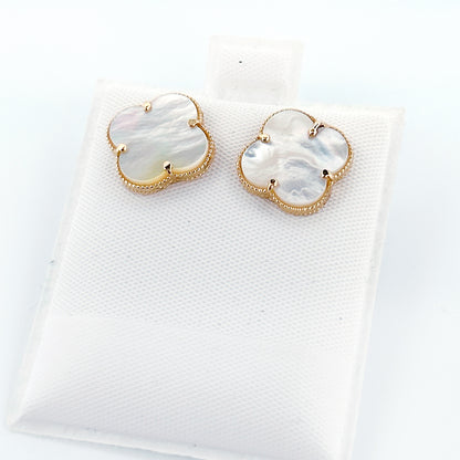 14K Yellow Gold Clover Stud White Earring